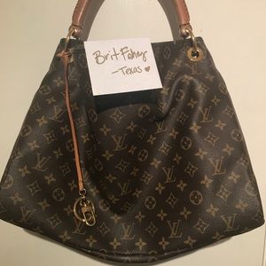 Louis Vuitton Artsy AUTHENTIC